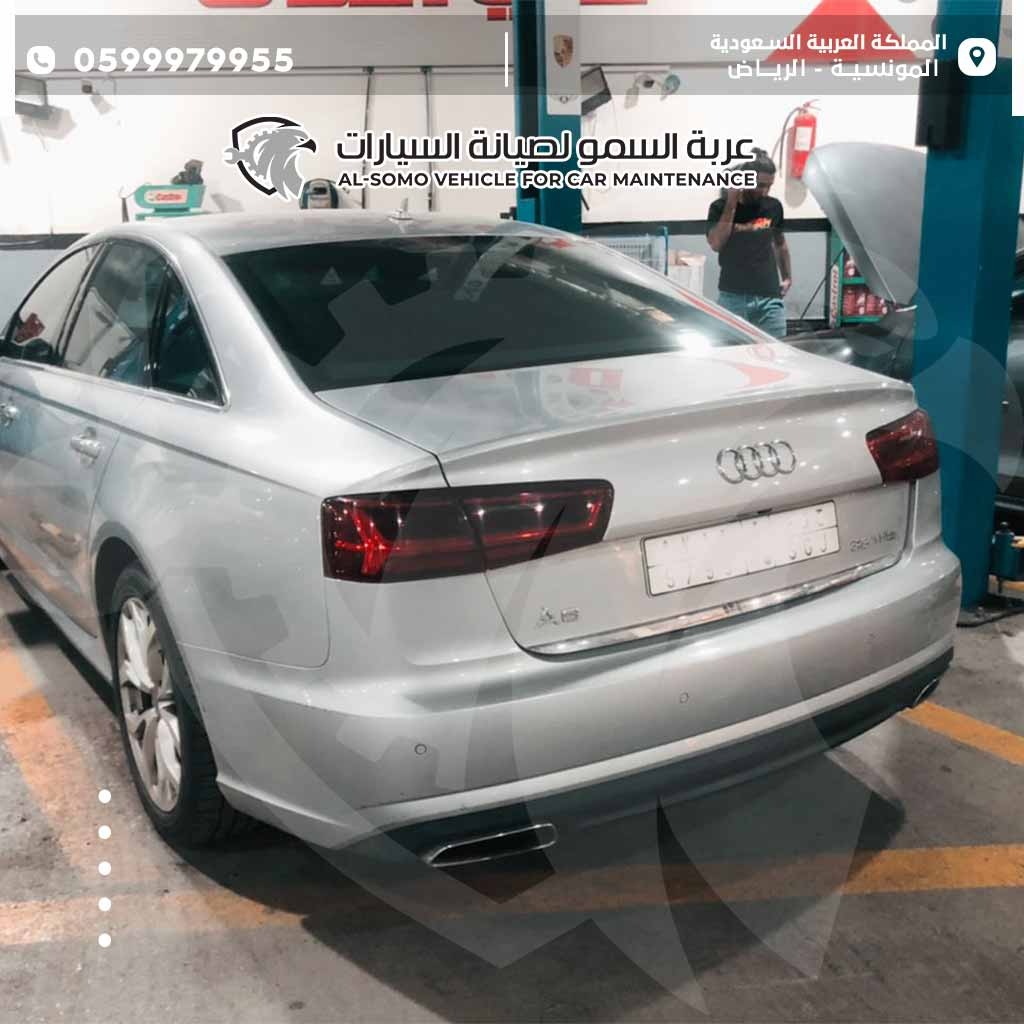 زيت مكينة سيارة اودي 